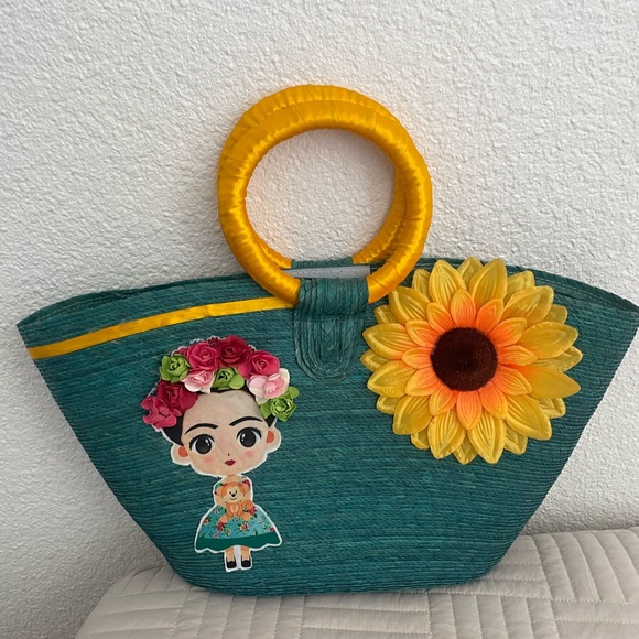 Frida Kahlo tote - Picture 1 of 6
